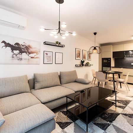 Central View Apartment 1 بلاغويفغراد المظهر الخارجي الصورة